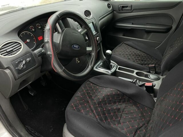 Сірий Форд Фокус, об'ємом двигуна 1.6 л та пробігом 320 тис. км за 3750 $, фото 9 на Automoto.ua