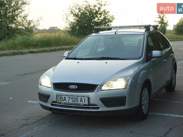 Форд Фокус 2007 в Киеве на Automoto.ua Серый Форд Фокус, объемом двигателя 1.6 л и пробегом 248 тыс. км за 4500 $, фото 7 на Automoto.ua