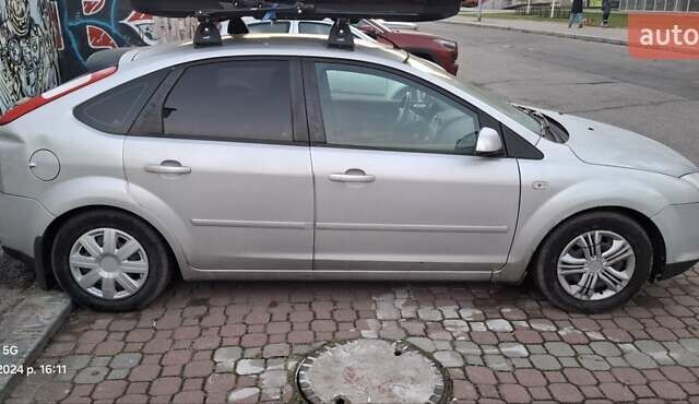 Сірий Форд Фокус, об'ємом двигуна 1.6 л та пробігом 360 тис. км за 3900 $, фото 19 на Automoto.ua