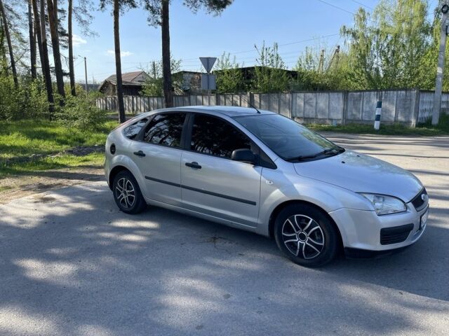 Сірий Форд Фокус, об'ємом двигуна 1.6 л та пробігом 385 тис. км за 3300 $, фото 1 на Automoto.ua