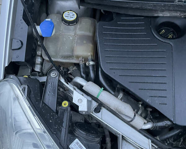 Серый Форд Фокус, объемом двигателя 1.75 л и пробегом 322 тыс. км за 4800 $, фото 23 на Automoto.ua