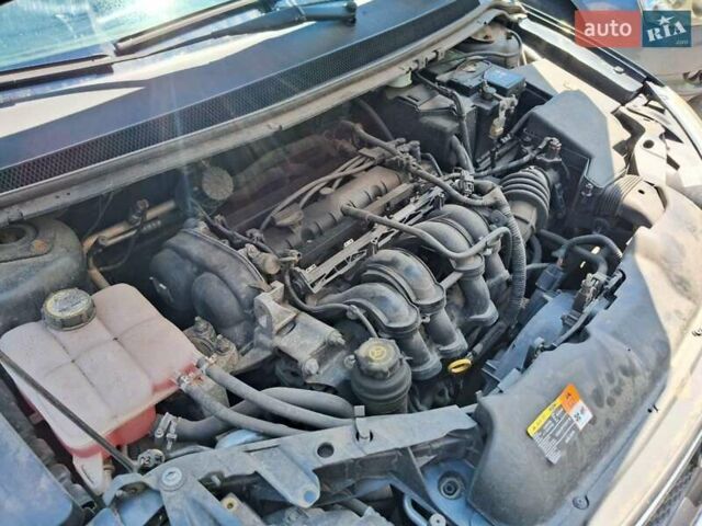 Серый Форд Фокус, объемом двигателя 1.6 л и пробегом 183 тыс. км за 4600 $, фото 2 на Automoto.ua