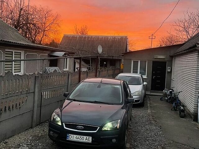 Сірий Форд Фокус, об'ємом двигуна 1.6 л та пробігом 424 тис. км за 3500 $, фото 2 на Automoto.ua