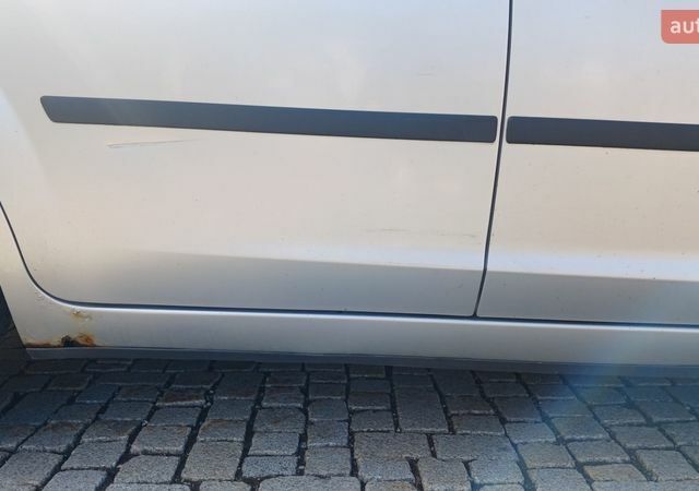 Сірий Форд Фокус, об'ємом двигуна 1.56 л та пробігом 360 тис. км за 4000 $, фото 6 на Automoto.ua