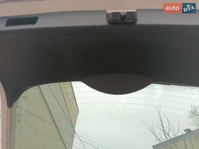 Сірий Форд Фокус, об'ємом двигуна 1.6 л та пробігом 261 тис. км за 5000 $, фото 15 на Automoto.ua