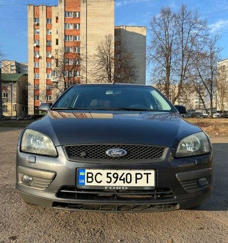 Серый Форд Фокус, объемом двигателя 1.8 л и пробегом 231 тыс. км за 4950 $, фото 5 на Automoto.ua