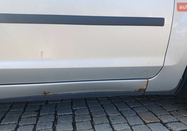 Сірий Форд Фокус, об'ємом двигуна 1.56 л та пробігом 360 тис. км за 4000 $, фото 23 на Automoto.ua