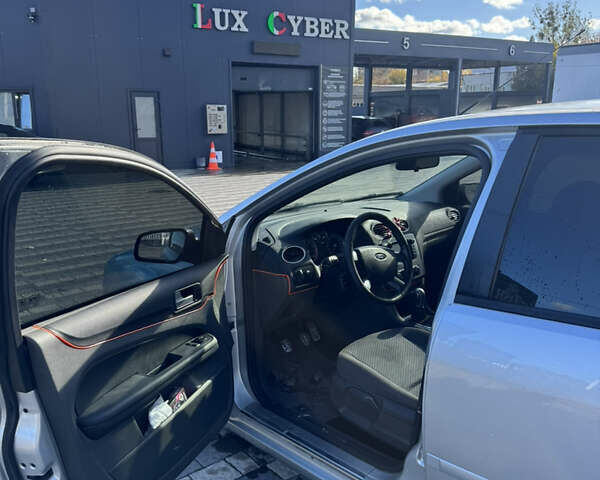 Серый Форд Фокус, объемом двигателя 2 л и пробегом 328 тыс. км за 4300 $, фото 17 на Automoto.ua