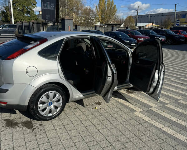 Серый Форд Фокус, объемом двигателя 2 л и пробегом 328 тыс. км за 4300 $, фото 14 на Automoto.ua