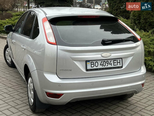 Сірий Форд Фокус, об'ємом двигуна 1.6 л та пробігом 188 тис. км за 5555 $, фото 24 на Automoto.ua