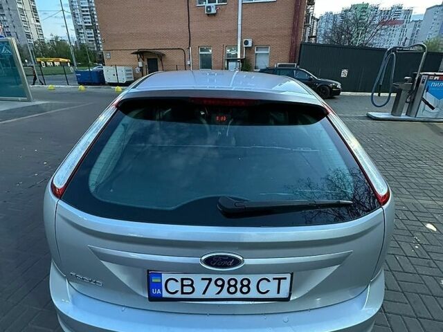 Сірий Форд Фокус, об'ємом двигуна 1.6 л та пробігом 280 тис. км за 4900 $, фото 3 на Automoto.ua