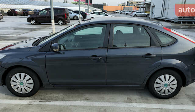 Форд Фокус 2008 у Києві на Automoto.ua Сірий Форд Фокус, об'ємом двигуна 1.6 л та пробігом 255 тис. км за 4900 $, фото 3 на Automoto.ua