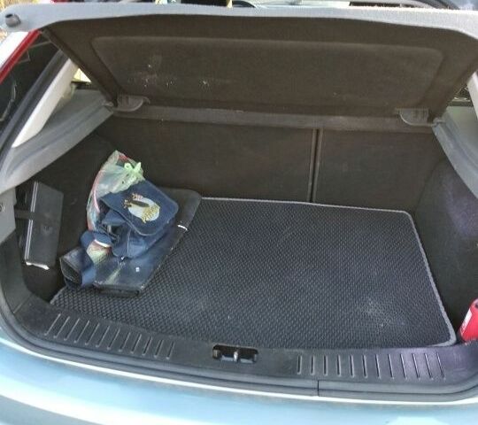 Серый Форд Фокус, объемом двигателя 1.6 л и пробегом 234 тыс. км за 4900 $, фото 16 на Automoto.ua