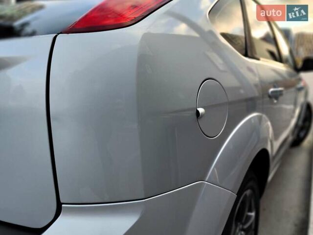 Форд Фокус 2008 в Киеве на Automoto.ua Серый Форд Фокус, объемом двигателя 1.6 л и пробегом 188 тыс. км за 5490 $, фото 18 на Automoto.ua