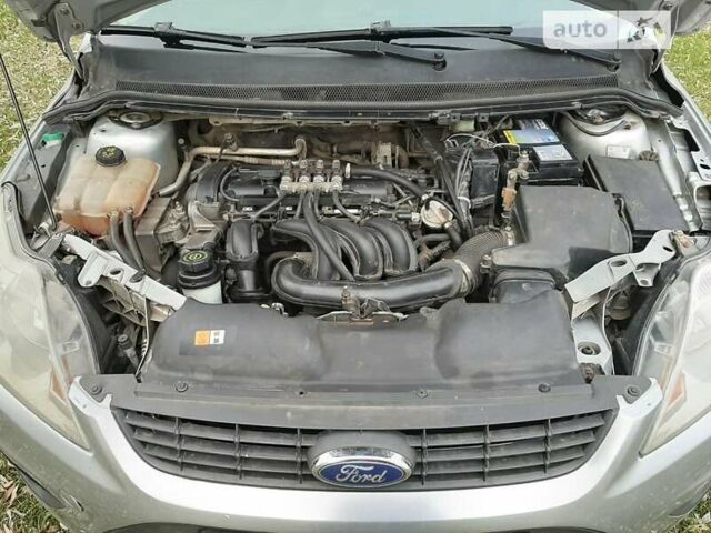 Серый Форд Фокус, объемом двигателя 1.6 л и пробегом 220 тыс. км за 4400 $, фото 23 на Automoto.ua