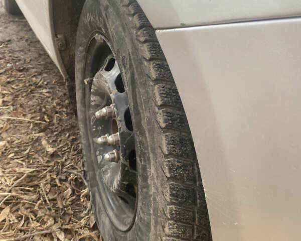 Серый Форд Фокус, объемом двигателя 1.6 л и пробегом 260 тыс. км за 4200 $, фото 50 на Automoto.ua