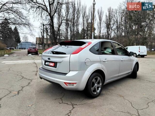 Серый Форд Фокус, объемом двигателя 1.6 л и пробегом 188 тыс. км за 4990 $, фото 22 на Automoto.ua