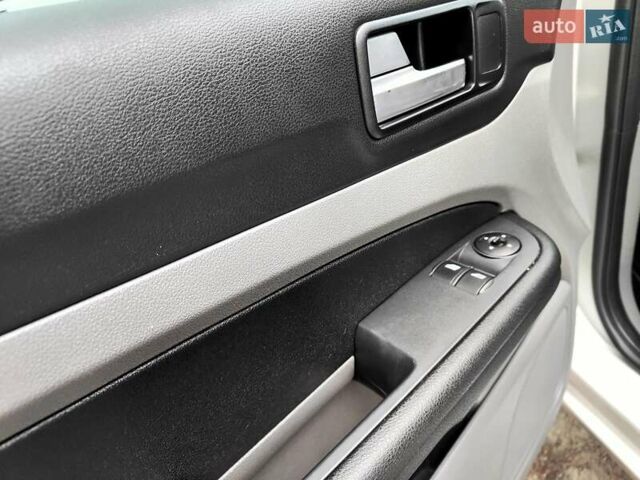 Серый Форд Фокус, объемом двигателя 1.6 л и пробегом 188 тыс. км за 4990 $, фото 33 на Automoto.ua