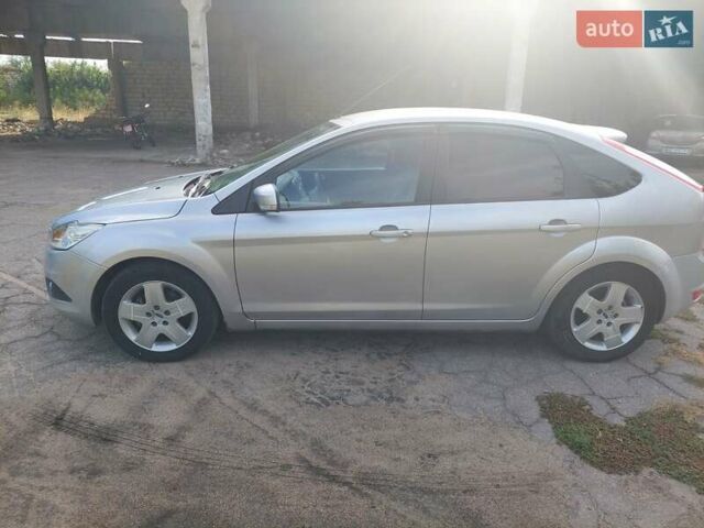 Сірий Форд Фокус, об'ємом двигуна 1.6 л та пробігом 222 тис. км за 5700 $, фото 2 на Automoto.ua