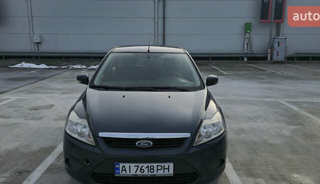 Форд Фокус 2008 у Києві на Automoto.ua Сірий Форд Фокус, об'ємом двигуна 1.6 л та пробігом 255 тис. км за 4900 $, фото 2 на Automoto.ua