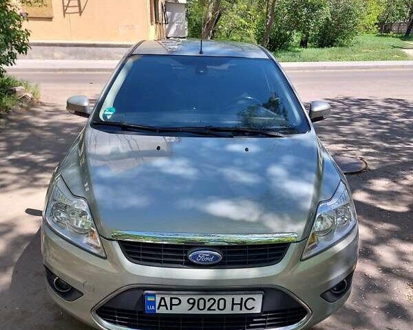 Серый Форд Фокус, объемом двигателя 1.8 л и пробегом 185 тыс. км за 4999 $, фото 1 на Automoto.ua