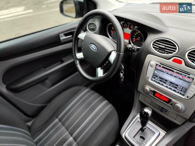 Серый Форд Фокус, объемом двигателя 1.6 л и пробегом 188 тыс. км за 4990 $, фото 50 на Automoto.ua