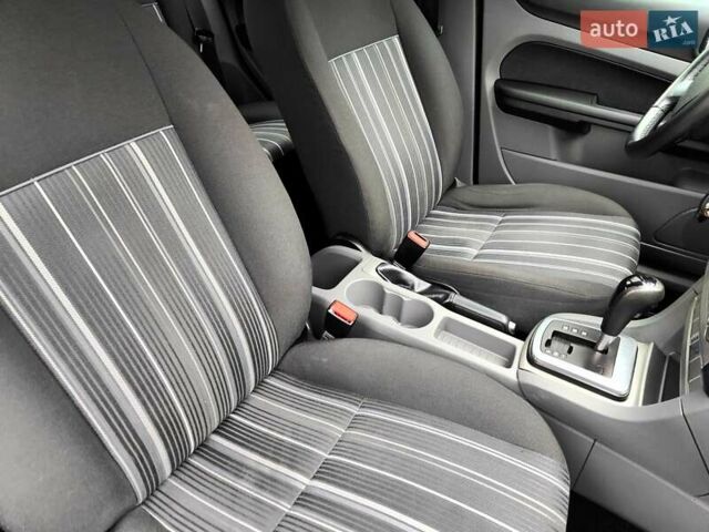 Серый Форд Фокус, объемом двигателя 1.6 л и пробегом 188 тыс. км за 4990 $, фото 52 на Automoto.ua