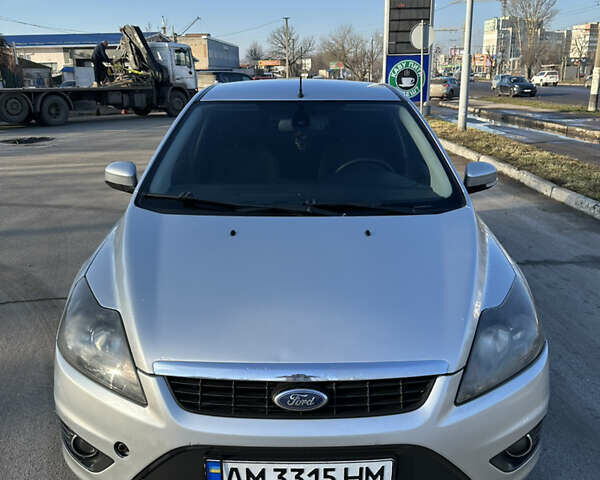 Сірий Форд Фокус, об'ємом двигуна 1.56 л та пробігом 330 тис. км за 3700 $, фото 1 на Automoto.ua