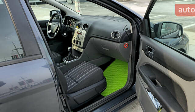 Форд Фокус 2008 у Києві на Automoto.ua Сірий Форд Фокус, об'ємом двигуна 1.6 л та пробігом 255 тис. км за 4900 $, фото 21 на Automoto.ua