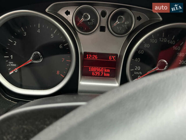 Сірий Форд Фокус, об'ємом двигуна 1.6 л та пробігом 188 тис. км за 5555 $, фото 38 на Automoto.ua