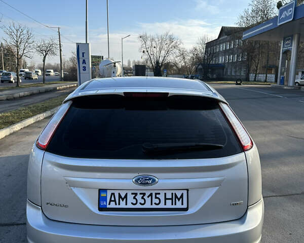 Сірий Форд Фокус, об'ємом двигуна 1.56 л та пробігом 330 тис. км за 3700 $, фото 3 на Automoto.ua