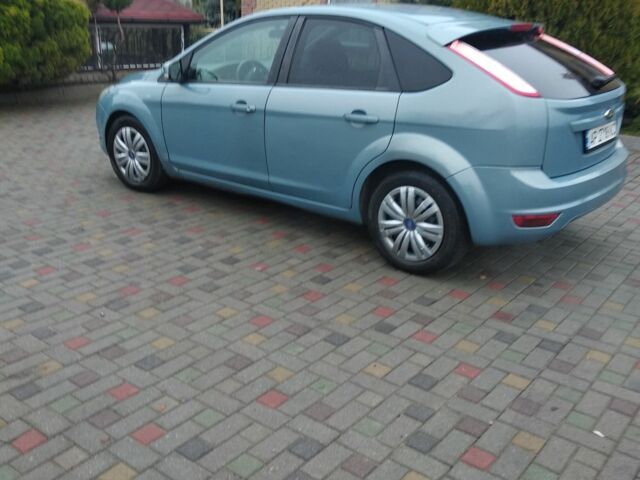 Серый Форд Фокус, объемом двигателя 1.6 л и пробегом 234 тыс. км за 4900 $, фото 13 на Automoto.ua