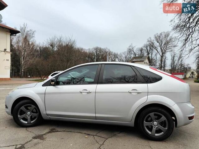 Серый Форд Фокус, объемом двигателя 1.6 л и пробегом 188 тыс. км за 4990 $, фото 9 на Automoto.ua