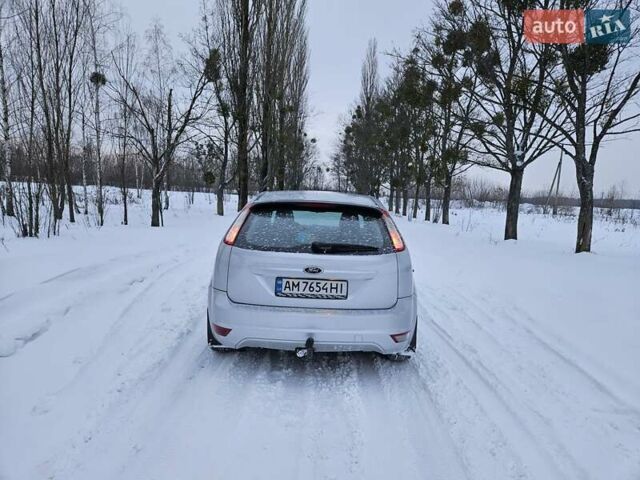 Сірий Форд Фокус, об'ємом двигуна 1.56 л та пробігом 226 тис. км за 5500 $, фото 2 на Automoto.ua