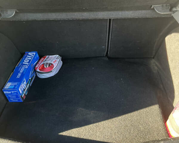 Сірий Форд Фокус, об'ємом двигуна 1.8 л та пробігом 236 тис. км за 4800 $, фото 14 на Automoto.ua