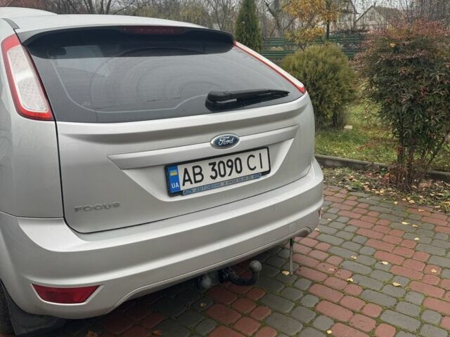 Серый Форд Фокус, объемом двигателя 1.6 л и пробегом 172 тыс. км за 4950 $, фото 6 на Automoto.ua