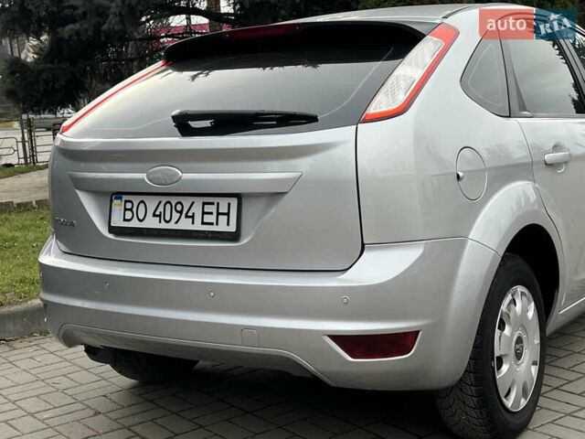 Сірий Форд Фокус, об'ємом двигуна 1.6 л та пробігом 188 тис. км за 5555 $, фото 11 на Automoto.ua