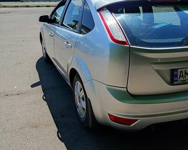 Серый Форд Фокус, объемом двигателя 1.6 л и пробегом 141 тыс. км за 5000 $, фото 11 на Automoto.ua