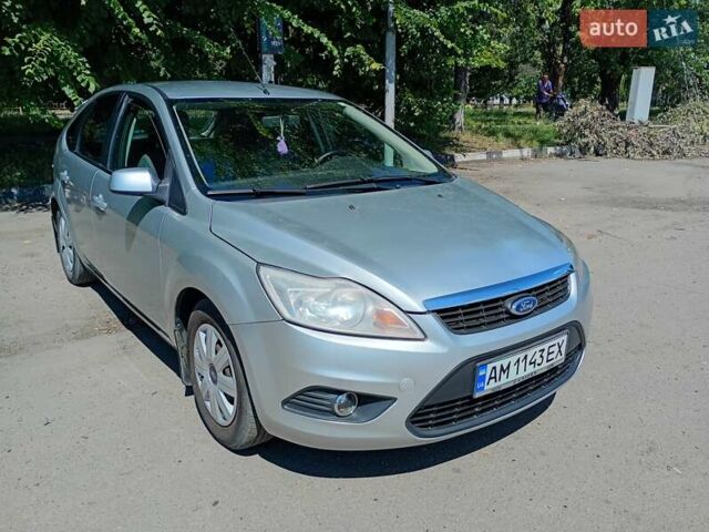 Серый Форд Фокус, объемом двигателя 1.6 л и пробегом 141 тыс. км за 5000 $, фото 7 на Automoto.ua