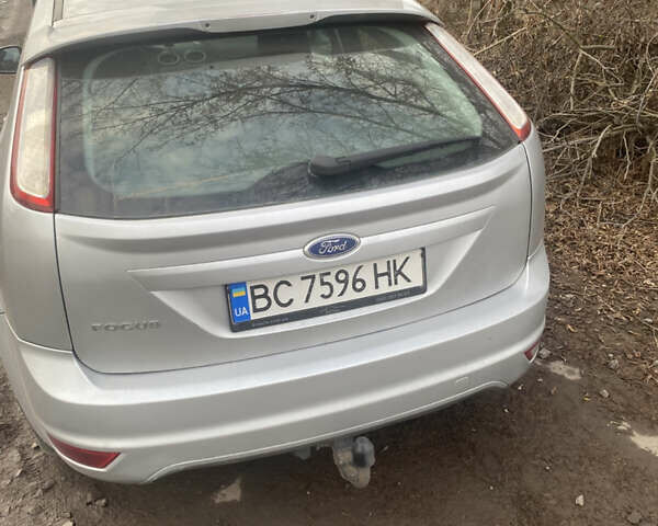 Серый Форд Фокус, объемом двигателя 1.6 л и пробегом 260 тыс. км за 4200 $, фото 13 на Automoto.ua