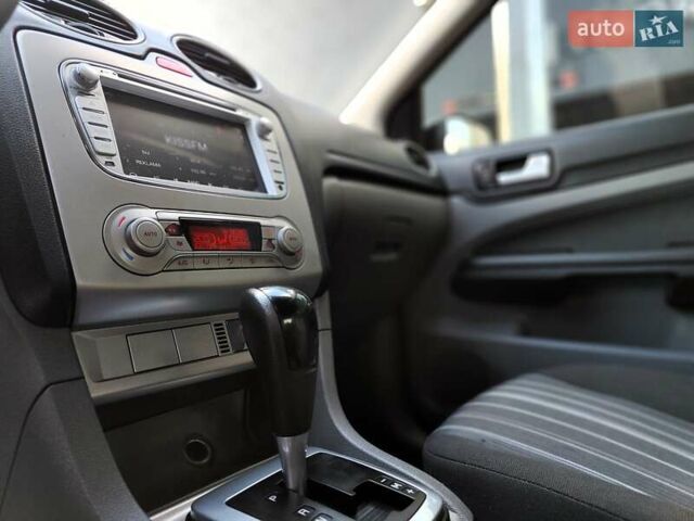 Форд Фокус 2008 в Киеве на Automoto.ua Серый Форд Фокус, объемом двигателя 1.6 л и пробегом 188 тыс. км за 5490 $, фото 41 на Automoto.ua