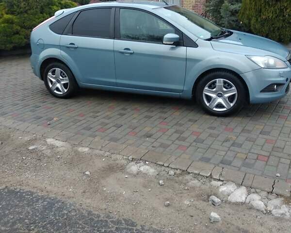 Сірий Форд Фокус, об'ємом двигуна 1.6 л та пробігом 234 тис. км за 4900 $, фото 4 на Automoto.ua