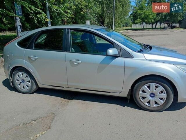 Сірий Форд Фокус, об'ємом двигуна 1.6 л та пробігом 149 тис. км за 3800 $, фото 5 на Automoto.ua