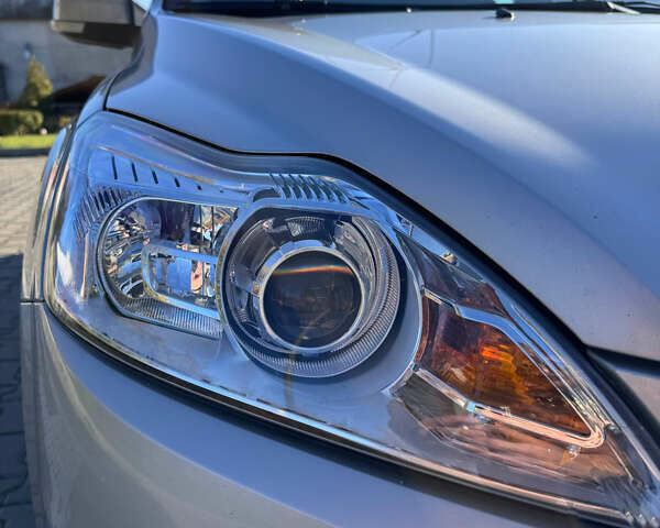 Серый Форд Фокус, объемом двигателя 1.6 л и пробегом 240 тыс. км за 5000 $, фото 8 на Automoto.ua