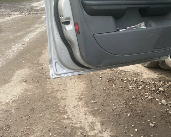 Серый Форд Фокус, объемом двигателя 1.6 л и пробегом 260 тыс. км за 4200 $, фото 31 на Automoto.ua