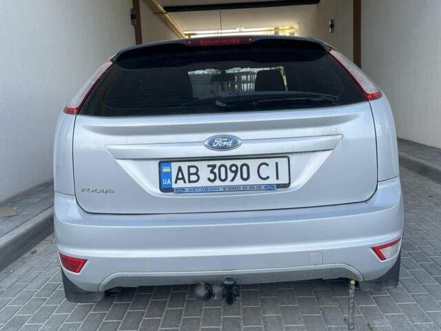 Серый Форд Фокус, объемом двигателя 1.6 л и пробегом 172 тыс. км за 4950 $, фото 2 на Automoto.ua