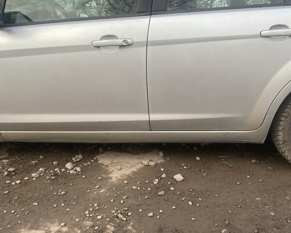 Серый Форд Фокус, объемом двигателя 1.6 л и пробегом 260 тыс. км за 4200 $, фото 18 на Automoto.ua