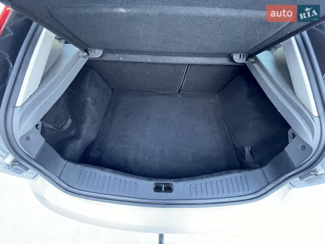 Сірий Форд Фокус, об'ємом двигуна 1.6 л та пробігом 288 тис. км за 4699 $, фото 21 на Automoto.ua