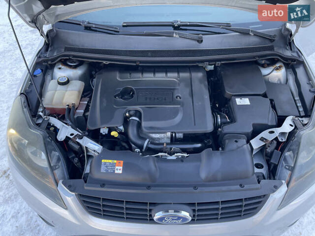 Сірий Форд Фокус, об'ємом двигуна 1.6 л та пробігом 288 тис. км за 4699 $, фото 17 на Automoto.ua