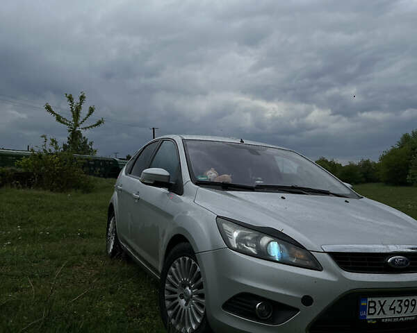 Сірий Форд Фокус, об'ємом двигуна 1.56 л та пробігом 300 тис. км за 4500 $, фото 4 на Automoto.ua